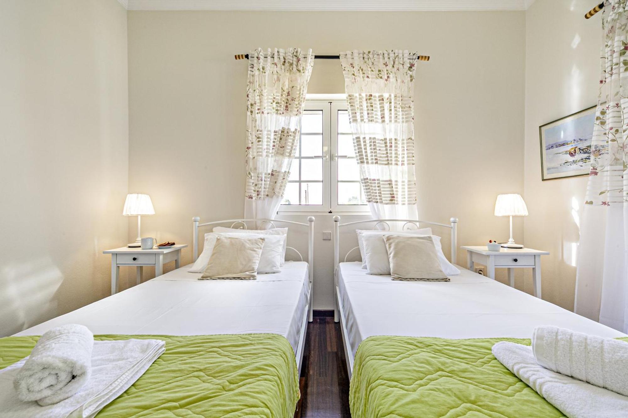 Skidi Beach House Ágios Matthaíos Zewnętrze zdjęcie