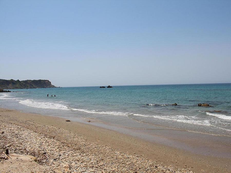 Skidi Beach House Ágios Matthaíos Zewnętrze zdjęcie